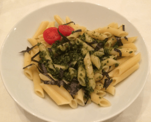 Penne con pesto e alga Dulse