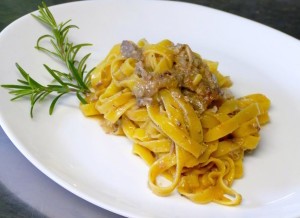 tagliatelle-al-ragu-di-piccione