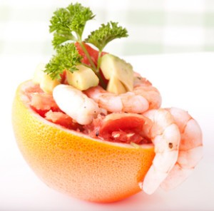 shrimps and grapefruit salads